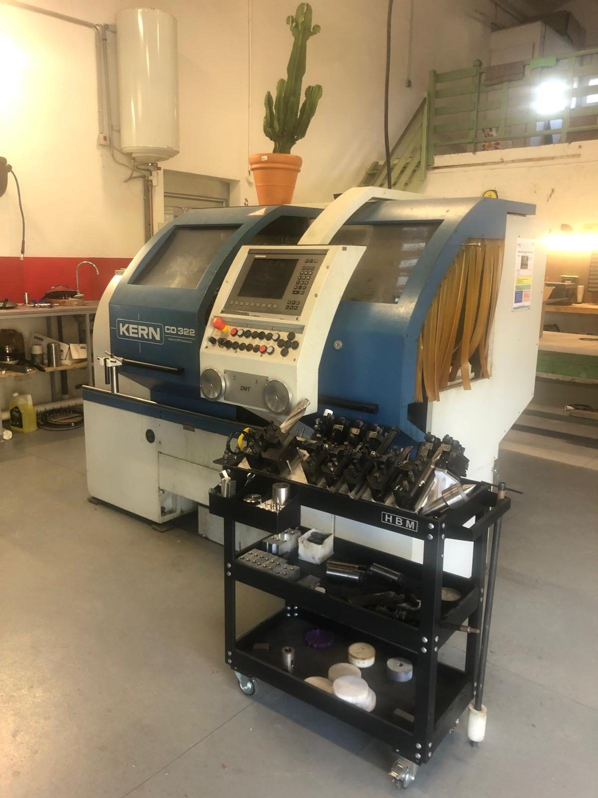 Tour CNC Kern CD322